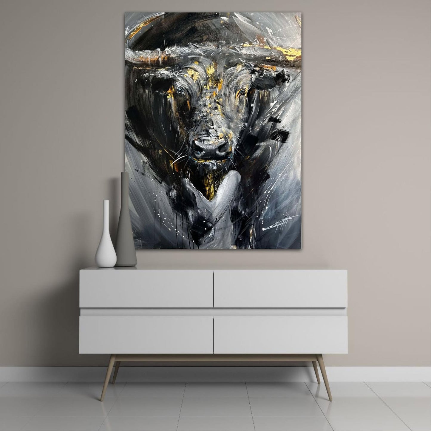 The master of horizons / art print by Confetti, grey bull with a lot of texture